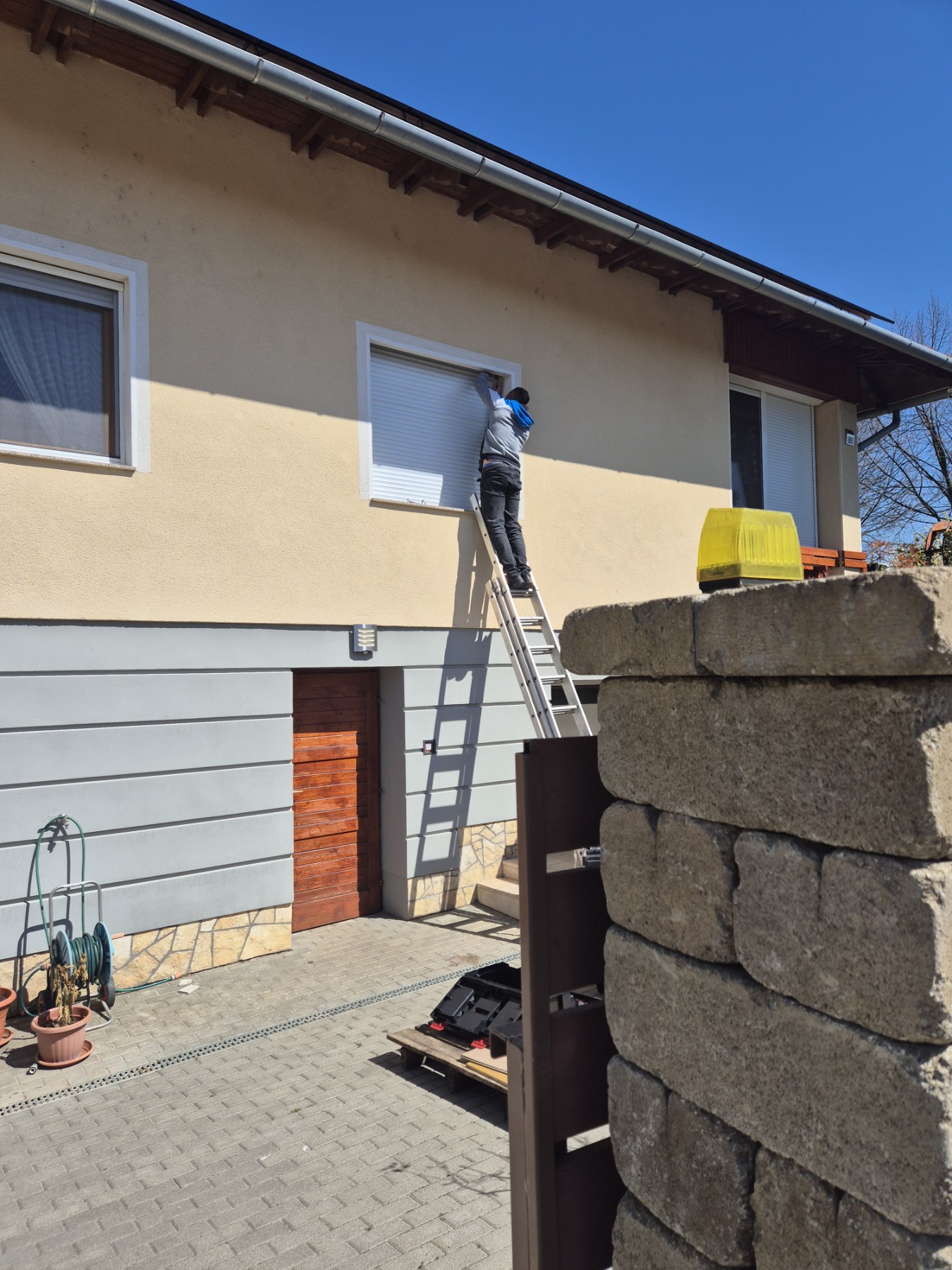 Motoros redőny javítása